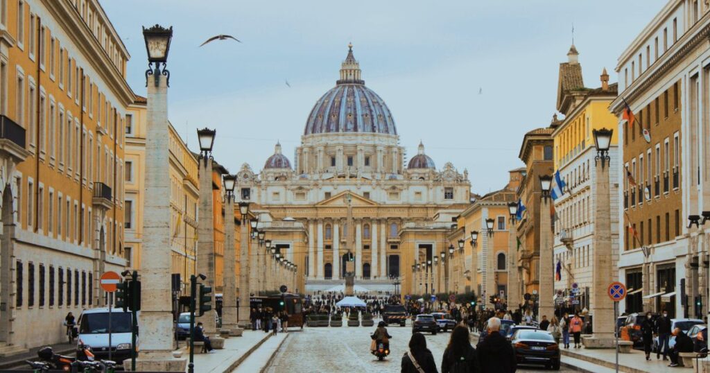 St. Peter's Basilica, Vatican City-world places