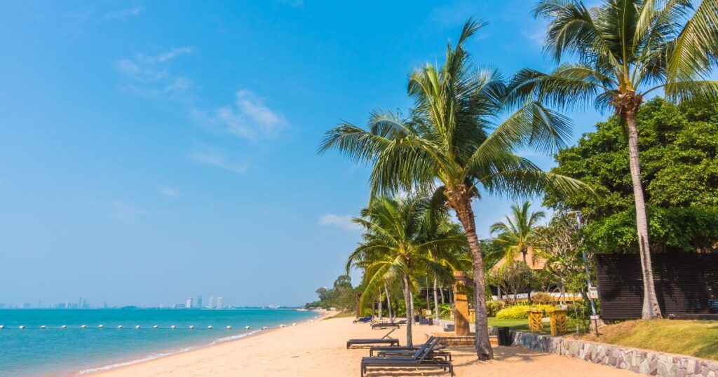 Mercato-Beach-Dubai.jpg

