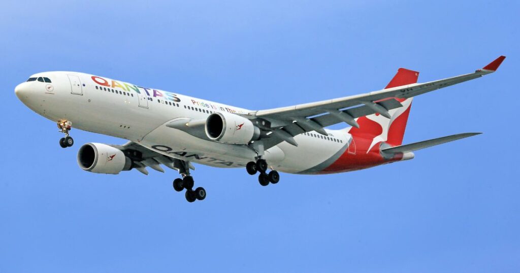 Top 10 Best Airlines In The World-qantas