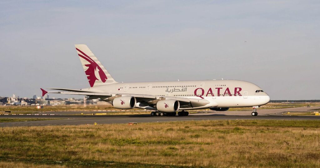 Top 10 Best Airlines In The World-qatar airlines