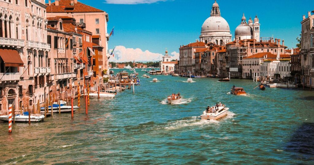 vience Italy
